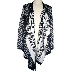 Pink Rose B&W Aztec Print Open Front Cardigan - M